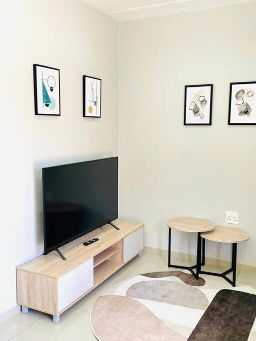 Trendy, Comfortable 1 Bedroom Apartments In Mtatha Exteriör bild