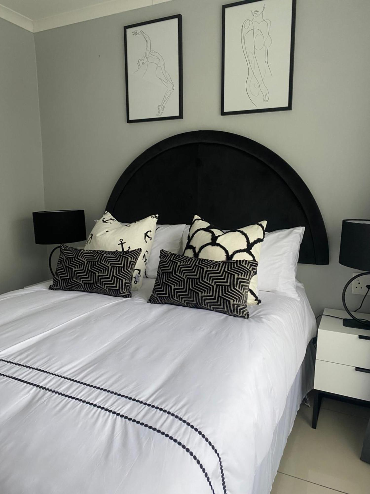 Trendy, Comfortable 1 Bedroom Apartments In Mtatha Exteriör bild