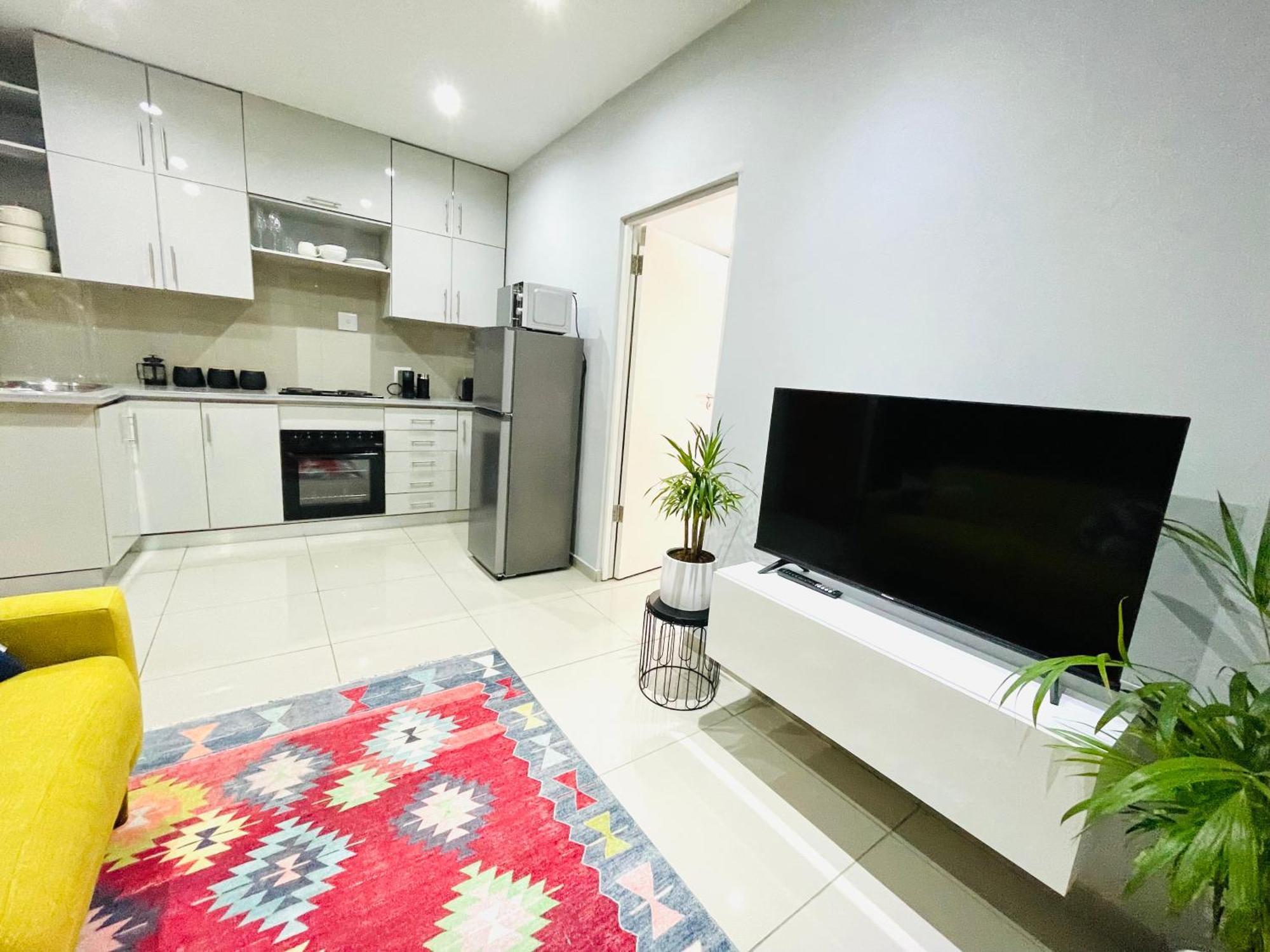 Trendy, Comfortable 1 Bedroom Apartments In Mtatha Exteriör bild